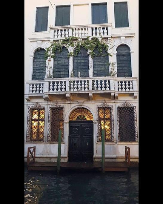 Open Space A Venezia Fra Architettura E Pittura, Fra Moderno E Antico Venecia Exterior foto